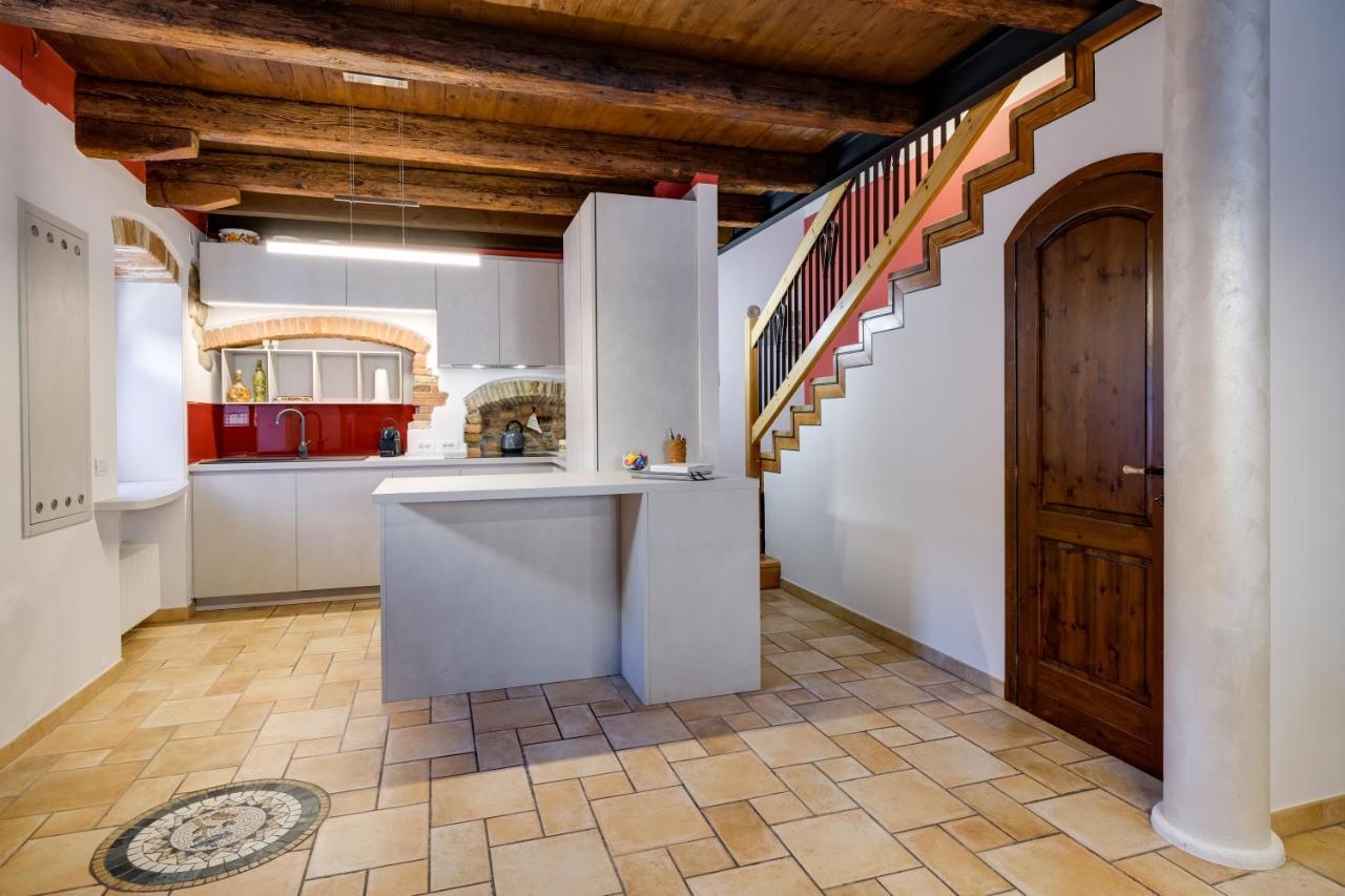 Ca' Gremal - Casa Vacanze Tra Le Colline Del Garda - Calmasino Di Bardolino Luaran gambar